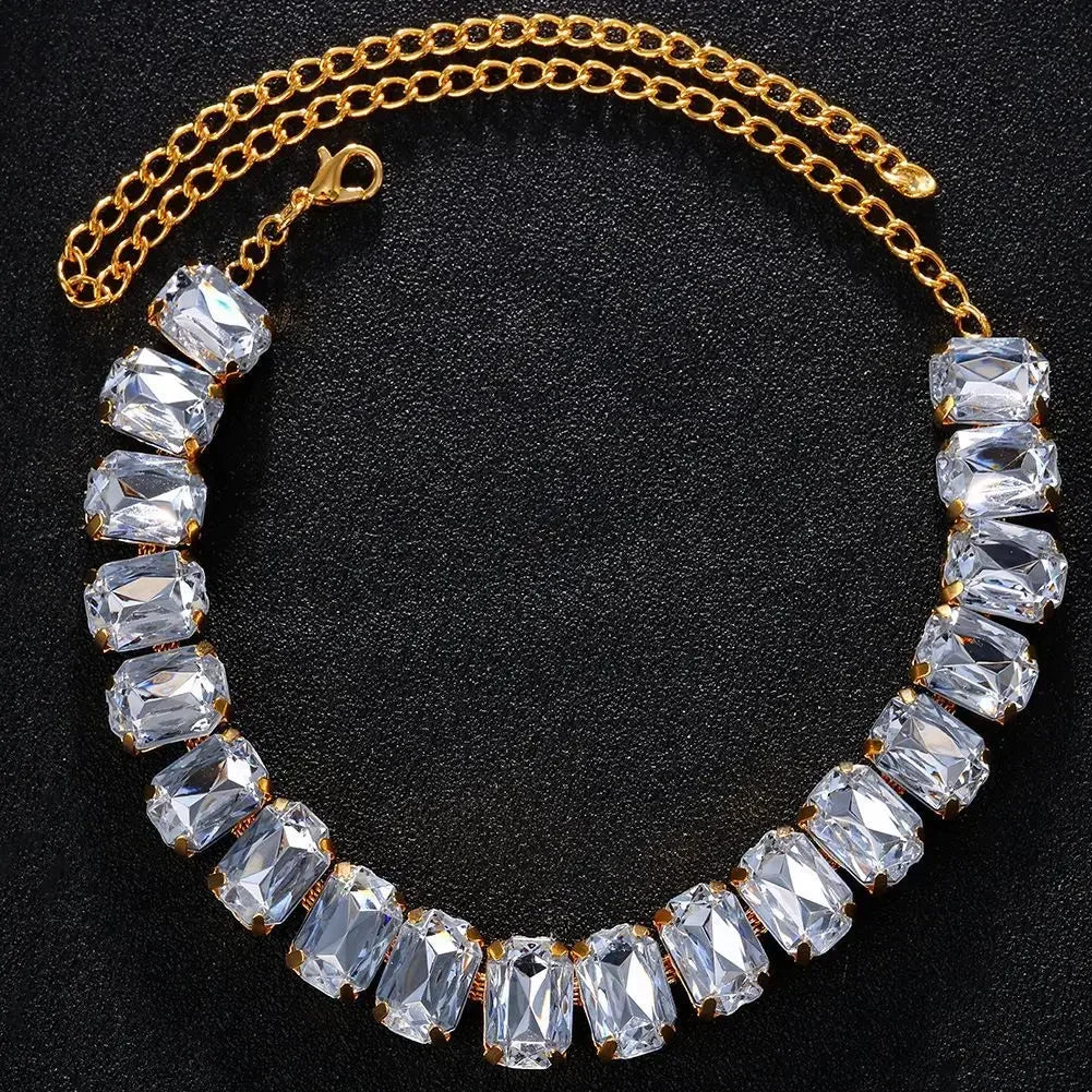 2025 New Luxury Classic Shiny Pink Blue Crystal Necklace Ladies Adjustable Square Large Glass Clavicle Chain Fashion Jewelry INS