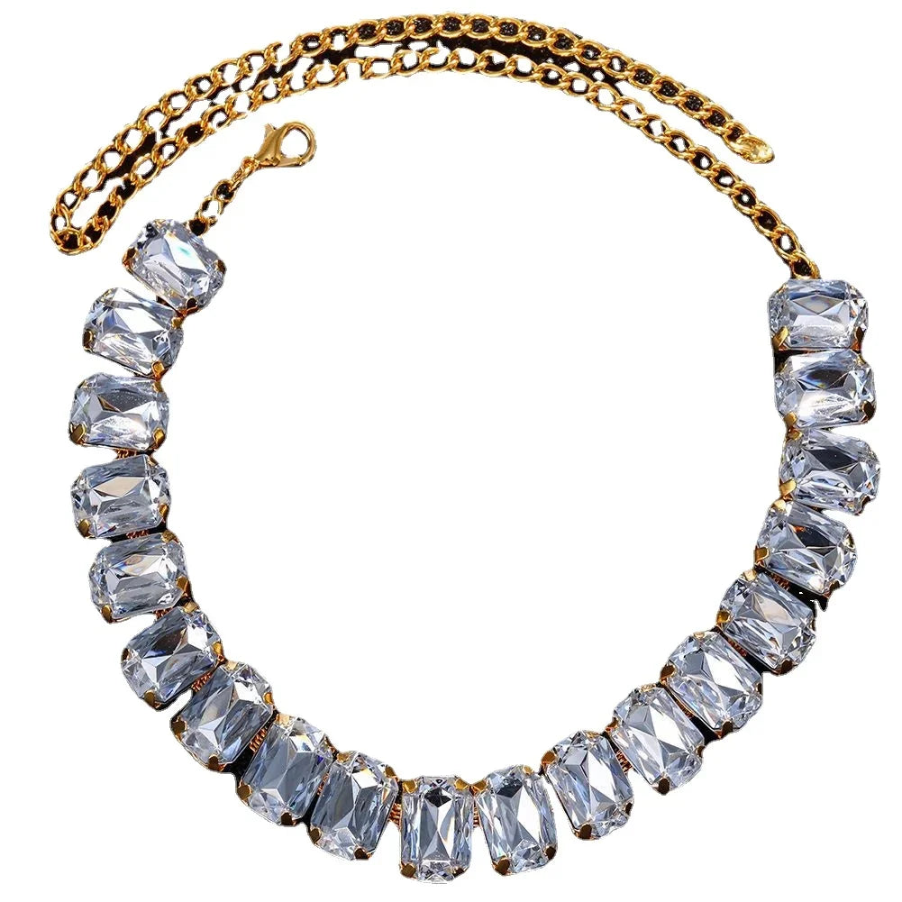 2025 New Luxury Classic Shiny Pink Blue Crystal Necklace Ladies Adjustable Square Large Glass Clavicle Chain Fashion Jewelry INS
