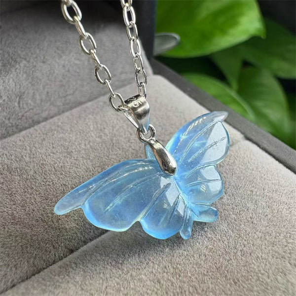 Wholesale Natural the Aquamarine butterfly Necklace Crystal Healing Stones Gemstone Jewelry Pendant for Gift