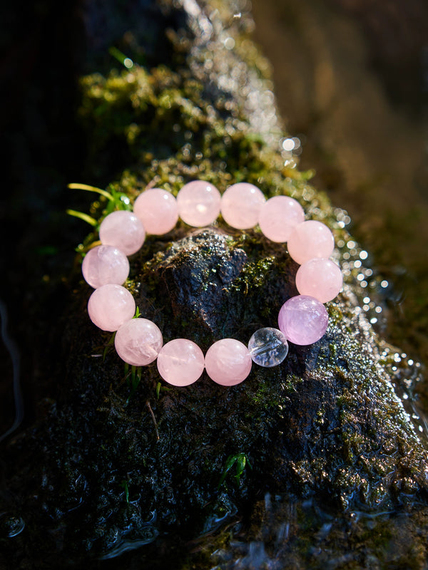 In the light of light [everything goes well] super smooth emotional stability natural pink crystal kunzite bracelet bracelet