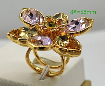 New 2025 large flower crystal ring, high-end luxury jewelry set, charming decorative gift for women